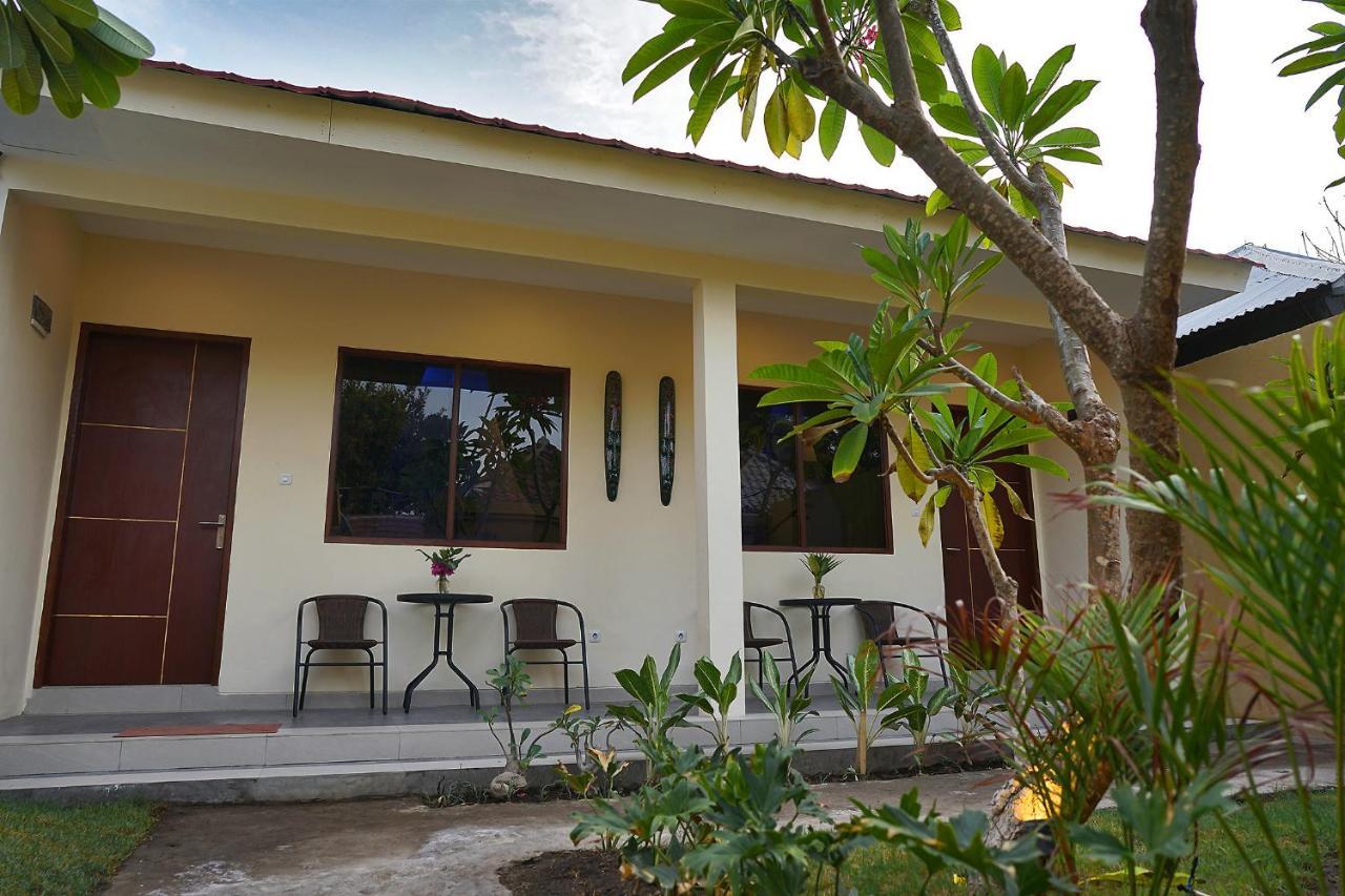 Sari Gili Bungalow غيلي آير المظهر الخارجي الصورة
