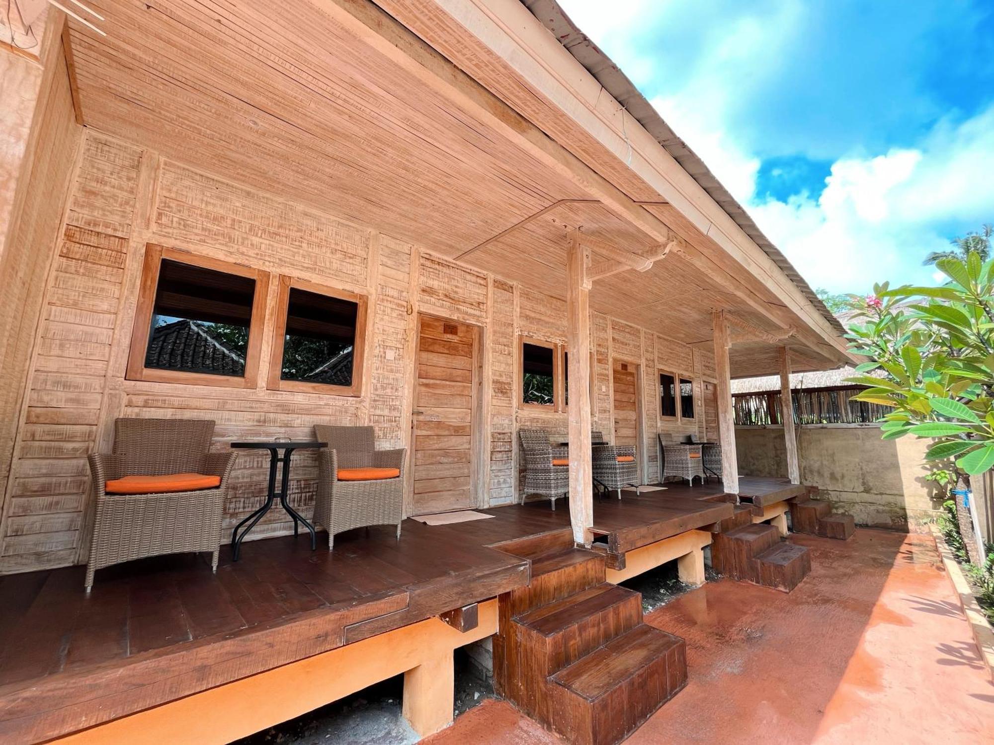 Sari Gili Bungalow غيلي آير المظهر الخارجي الصورة